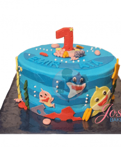 Baby shark taart 14 personen